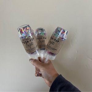 Wedding confetti party favors poppers (3 count)